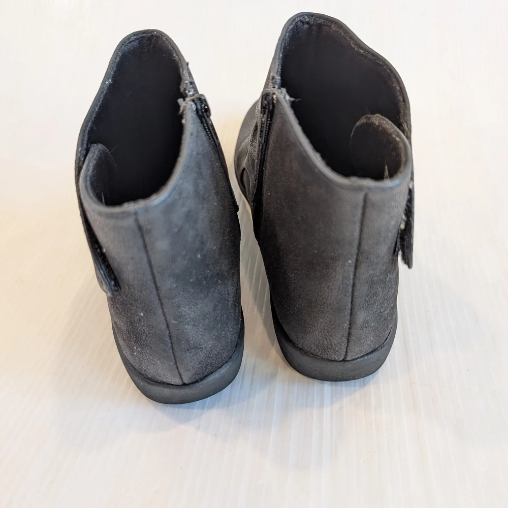 CLARKS Women's Black Ruched Ankle Boots Size 9